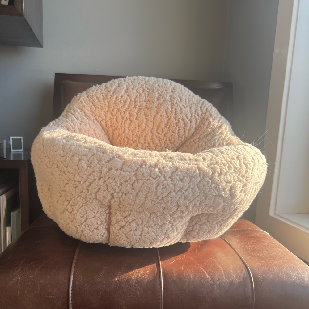 Pawsome Couture Deep Sleep Snuggler Pet Bed